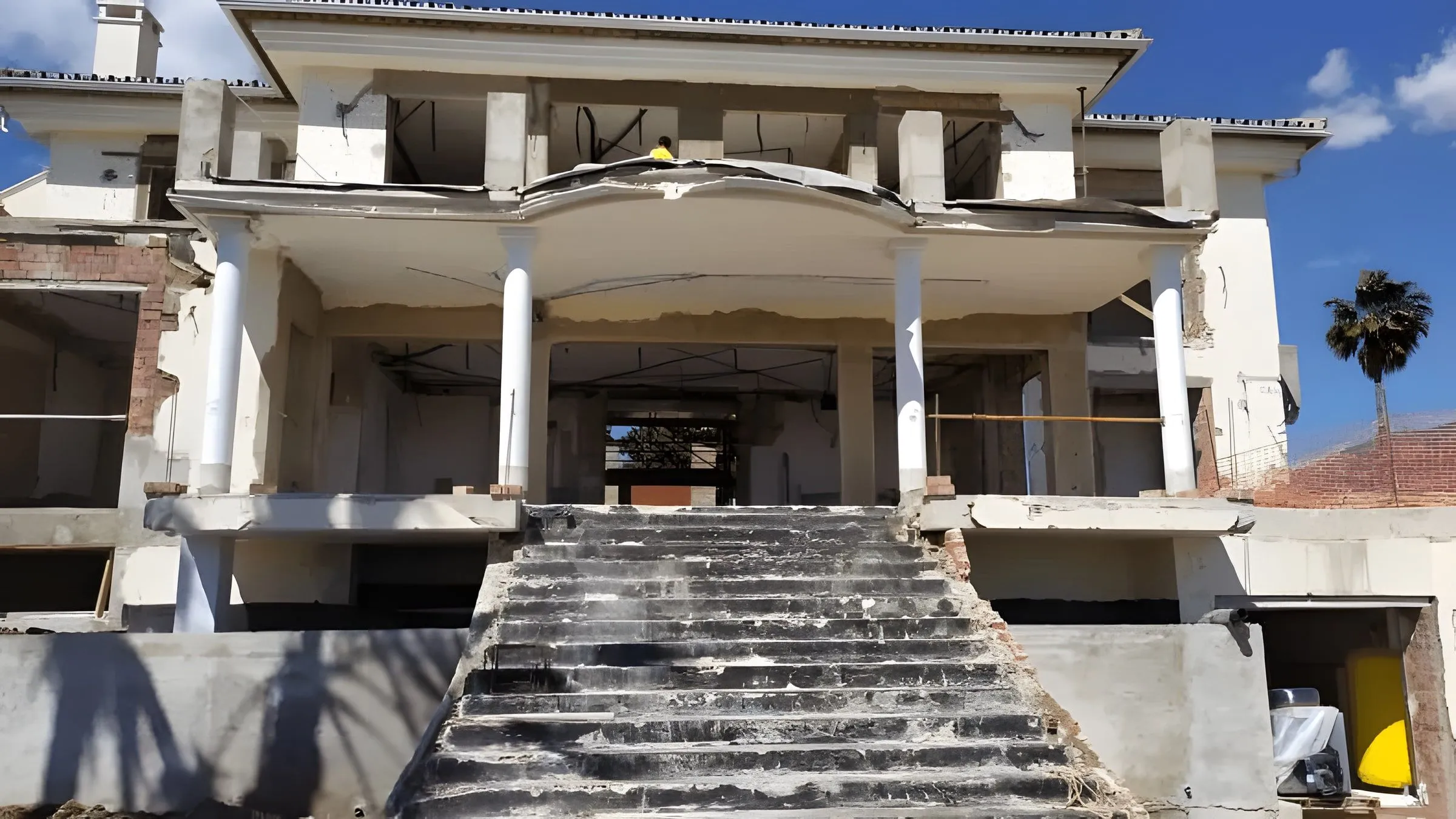 Antes: Fachada principal